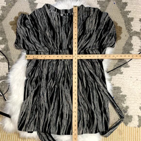 W118 by Walter Baker Printed Batwing Dress S Small - Picture 8 of 9